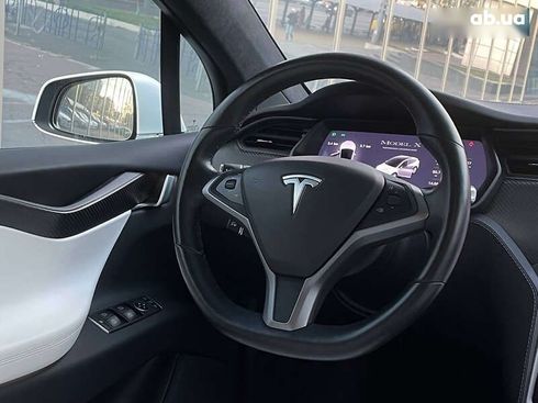 Tesla Model X 2020 - фото 24