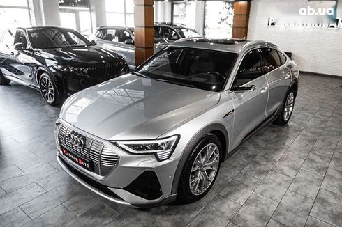 Audi E-Tron 2020 - фото 6