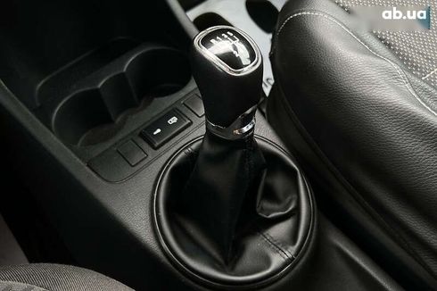 Skoda Fabia 2010 - фото 15