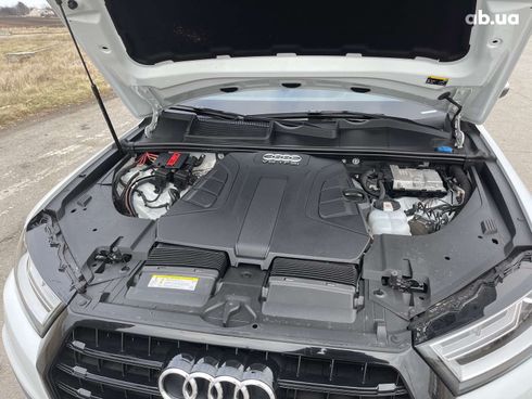 Audi Q7 2018 белый - фото 13