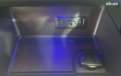 Renault Kadjar 2020 - фото 19