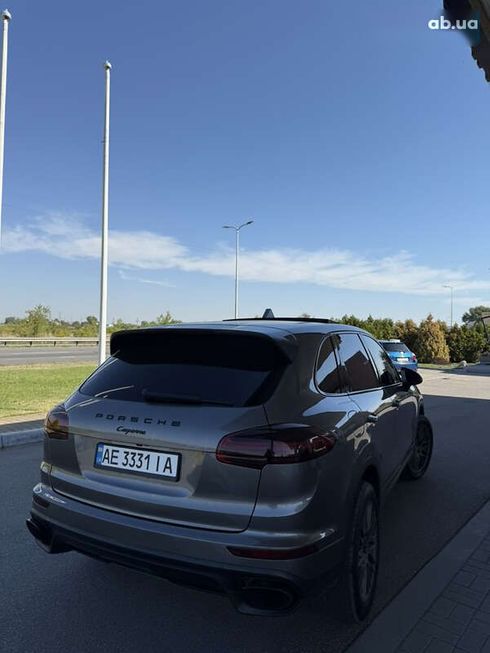 Porsche Cayenne 2015 - фото 12