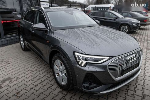 Audi E-Tron 2021 - фото 6