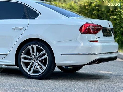 Volkswagen Passat 2017 - фото 15