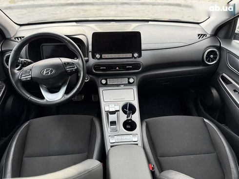 Hyundai Kona Electric 2021 - фото 7