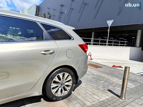 Kia Cee'd 2016 - фото 7