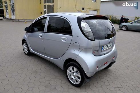 Mitsubishi i-MiEV 2011 - фото 10