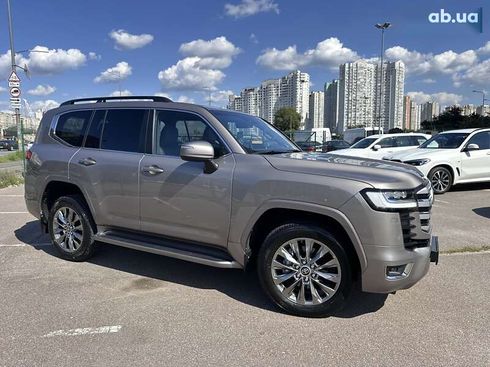 Toyota Land Cruiser 2023 - фото 3