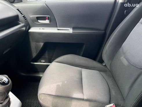 Mazda 5 2006 красный - фото 26