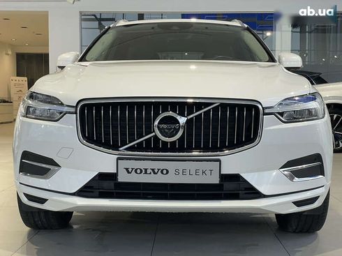 Volvo XC60 2019 - фото 3