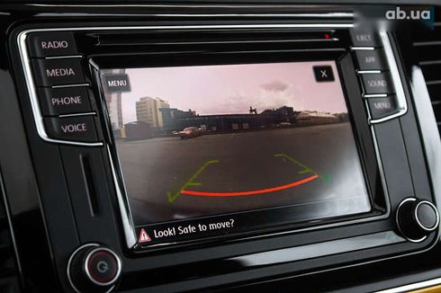 Volkswagen Beetle 2017 - фото 24