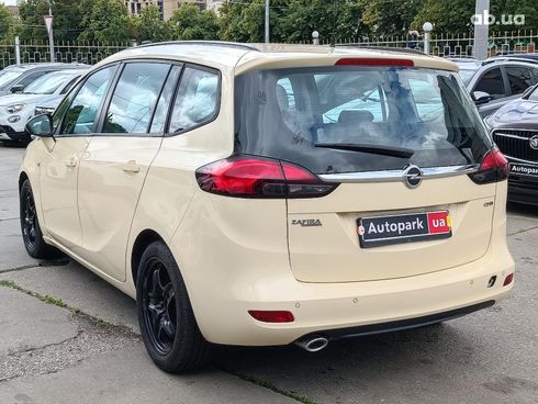 Opel Zafira 2015 бежевый - фото 6