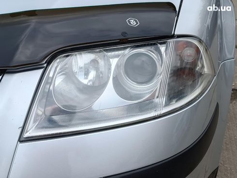 Volkswagen Passat 2002 серый - фото 4