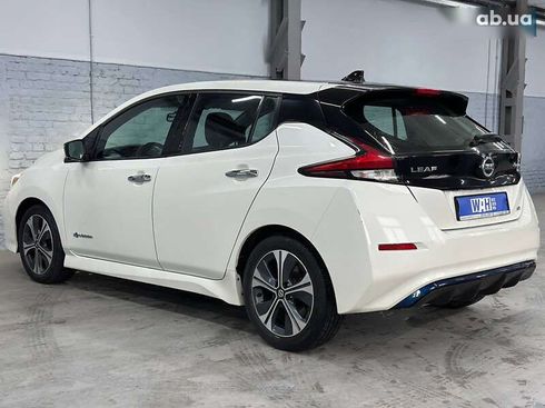 Nissan Leaf 2019 - фото 7