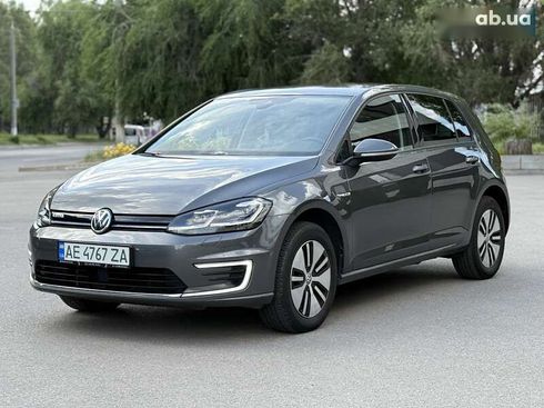 Volkswagen e-Golf 2020 - фото 3