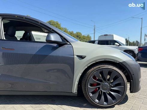 Tesla Model Y 2023 - фото 12