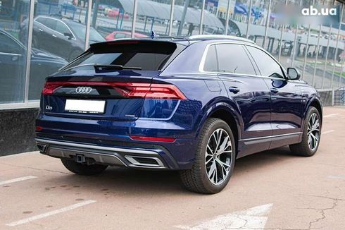 Audi Q8 2021 - фото 4