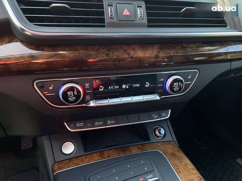 Audi Q5 2017 - фото 15
