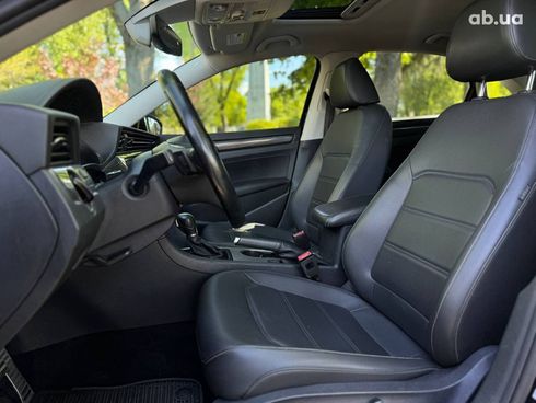 Volkswagen Passat 2020 черный - фото 42