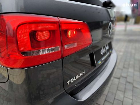 Volkswagen Touran 2015 - фото 15