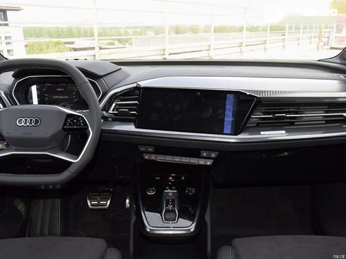 Audi E-Tron 2024 - фото 23