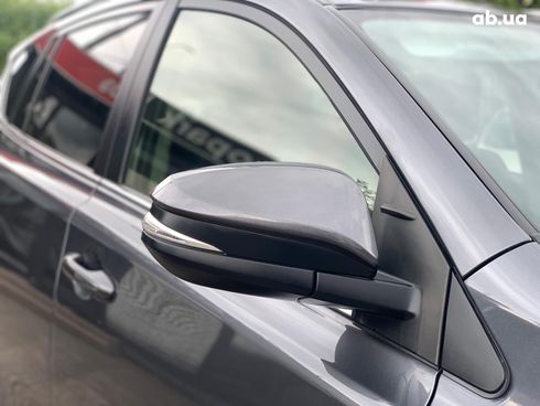 Toyota RAV4 2016 серый - фото 11