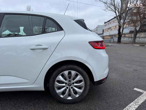 Renault Megane 2019 белый - фото 10