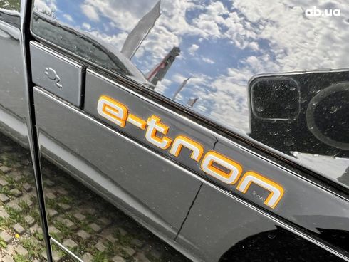 Audi E-Tron 2022 черный - фото 18
