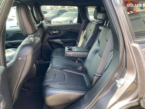 Jeep Cherokee 2019 - фото 22