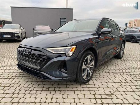 Audi Q8 e-tron 2023 - фото 3
