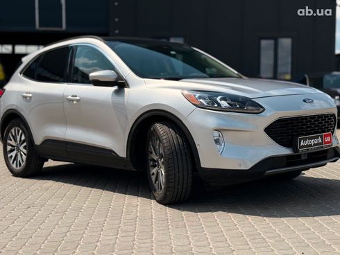 Ford Escape 2019 серый - фото 14