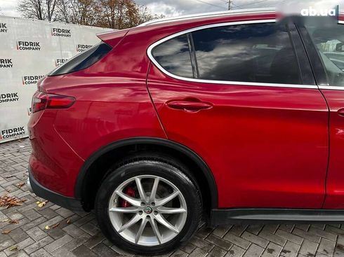 Alfa Romeo Stelvio 2018 - фото 8