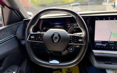 Renault Megane 2023 - фото 17