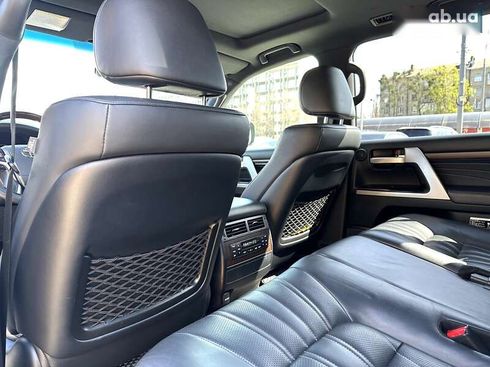 Toyota Land Cruiser 2019 - фото 22