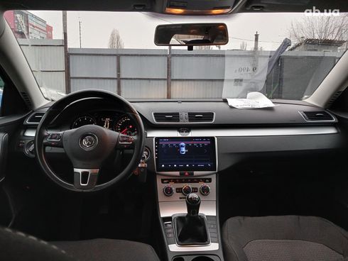 Volkswagen passat b7 2013 серый - фото 18