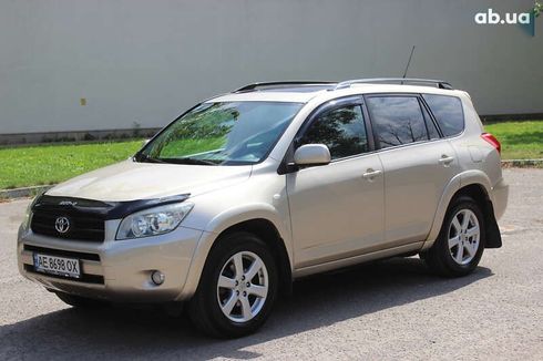 Toyota RAV4 2007 - фото 4