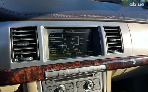 Jaguar XF 2010 - фото 18