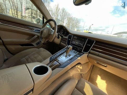 Porsche Panamera 2013 - фото 30
