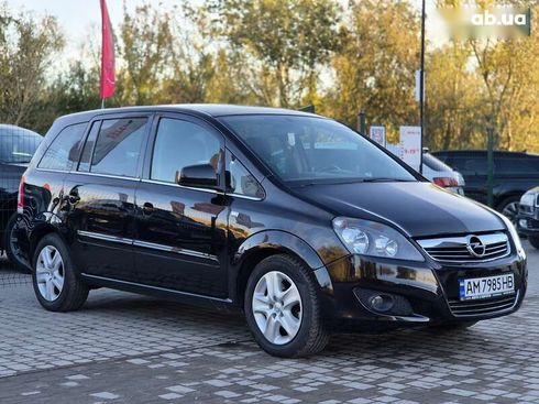 Opel Zafira 2011 - фото 6