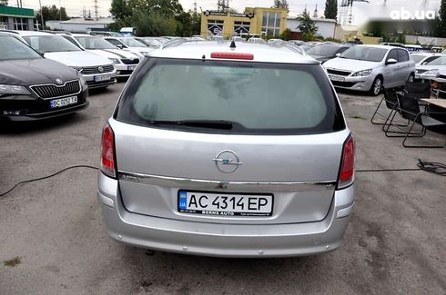 Opel Astra 2005 - фото 11