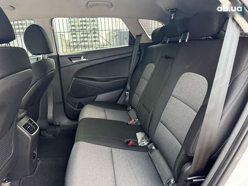 Hyundai Tucson 2020 - фото 17