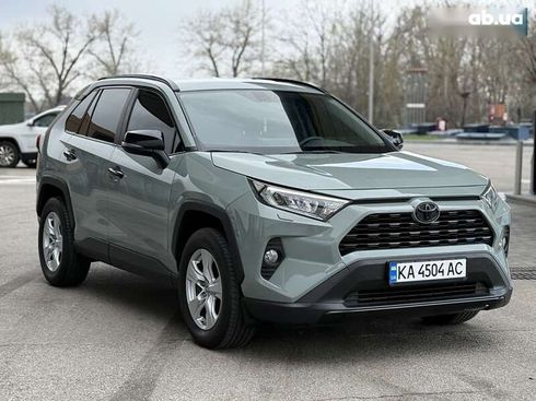 Toyota RAV4 2019 - фото 6