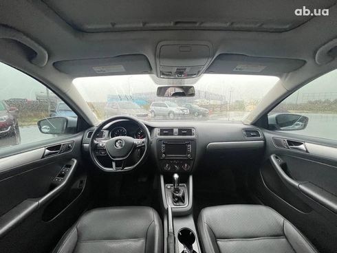 Volkswagen Jetta 2015 серый - фото 15