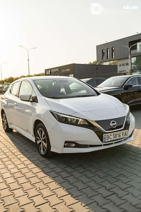 Nissan Leaf 2018 - фото 8