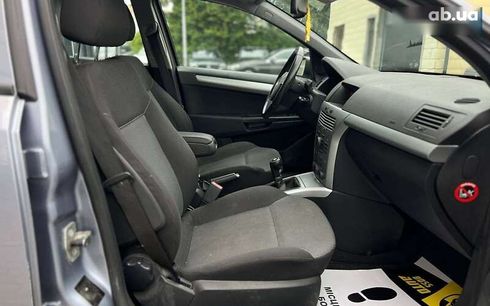 Opel Astra 2009 - фото 20