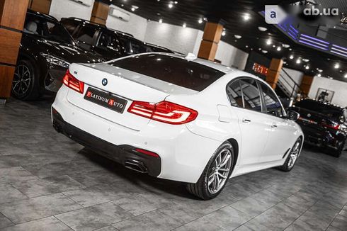 BMW 5 серия 2017 - фото 7