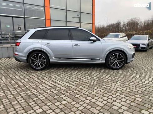 Audi Q7 2023 - фото 9