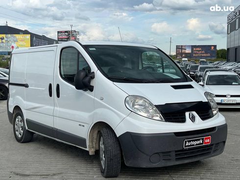 Renault Trafic 2014 белый - фото 3