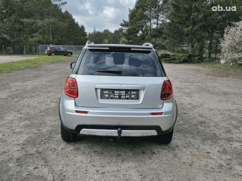 Suzuki SX4 2013 серебристый - фото 5