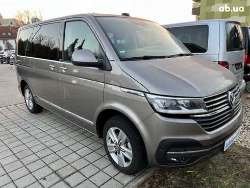 Volkswagen Multivan 2021 - фото 34